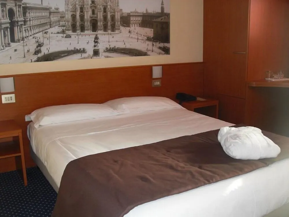 B&B Hotel Milano Portello 4*, Milan