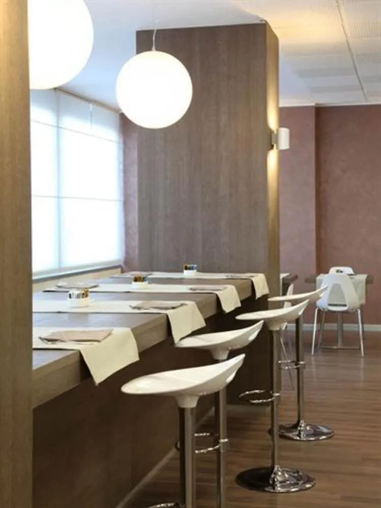 B&B Hotel Milano Portello 4*, Milan