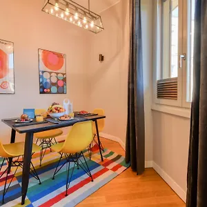 Sweett- Piazza Affari Apartamento