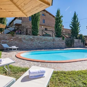  Vakantiehuis Podere Albereto Italië